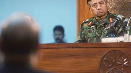 Musharraf dominó Pakistán más de una década desde que tomó el poder en el golpe militar de 1999. ARCHIVO /