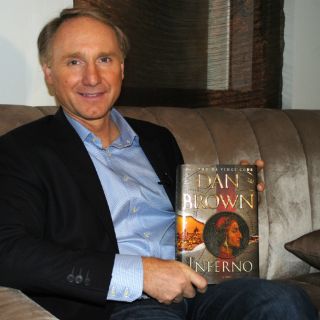 Dan Brown se siente ''fascinado'' por lo hispano