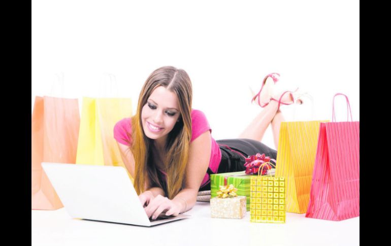 La venta online es una de las herramientas que empresas y diseñadores tienen al alcance para crecer sus negocios. ESPECIAL /