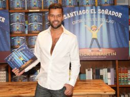 ''Santiago, el soñador entre las estrellas'' es el segundo libro que Ricky Martin saca al mercado. ARCHIVO /