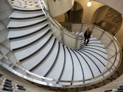 El museo Tate Britain ahora cuenta con una nueva escalera de caracol. EFE /