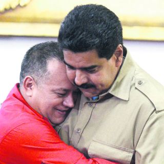 Maduro gobernará por decreto durante un año