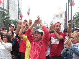 Miembros de la CNTE realizaron una marcha alterna por el Aniversario de la Revolución Mexicana. NTX /