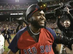 Ortiz quiere continuar un tiempo más con el equipo que lo llevó a la cima. AP /
