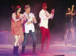 • Sasha, Benny y Erik NTX /