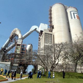 Cemex, en el centro de la polémica en España