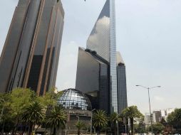 Al cierre de la jornada, en el mercado cambiario se operó un volumen de 414.8 millones de títulos. ARCHIVO /