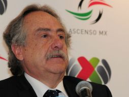 Decio de María entregó al presidente del Atlas una lista de nombres que la PGR tiene identificados como posibles lavadores de dinero. ARCHIVO /