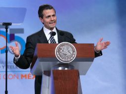 Peña Nieto afirma que las telecomunicaciones son determinantes para edificar el México moderno y competitivo. NTX /
