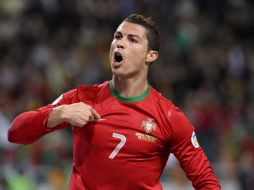 Con Cristiano Ronaldo, Portugal logró su pase al Mundial de futbol de Brasil 2014. ARCHIVO /