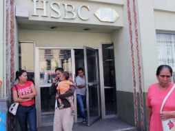 Más de 250 millones de adultos en Latinoamérica no están afiliados a ningún banco. ARCHIVO /