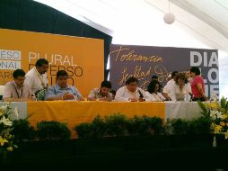 Concluyen tres mesas de trabajo del XIV Congreso Nacional Ordinario del PRD. NTX /