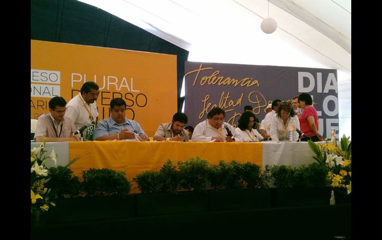 Concluyen tres mesas de trabajo del XIV Congreso Nacional Ordinario del PRD. NTX /