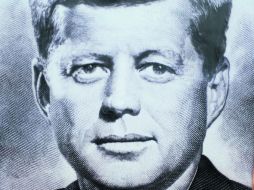 La imagen del presidente John F. Kennedy en el 50 aniversario de su muerte sigue presente, pero aún existen dudas sobre su muerte. AFP /