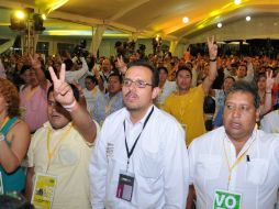 En este momento la plenaria inició el debate de 2 artículos del Estatuto en los que persisten los disensos. NTX /