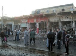 Aspecto de un mercado en Iraq luego de sufrir un atentado con explosivos. EFE /
