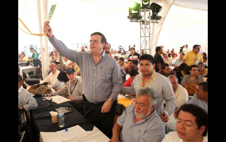 Ebrard solicitó de último momento modificar el reglamento de debates del Congreso. SUN /