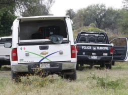 Al punto del hallazgo acudieron elementos del Instituto Jalisciense de Ciencias Forenses y un agente del Ministerio Público.  /