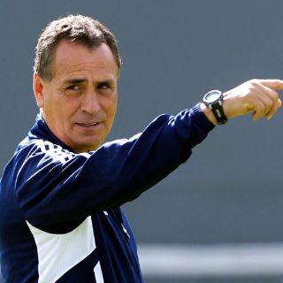 Chivas presentará a su técnico este lunes