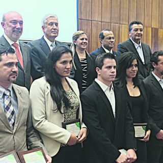Alumnos del TEC Guadalajara destacan en el premio CEMEX