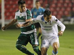 Nestor Calderón del equipo de Santos durante el partido. EFE /