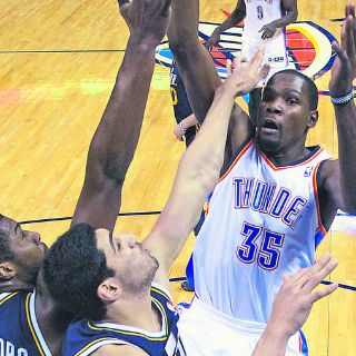 Oklahoma se sostiene en Durant