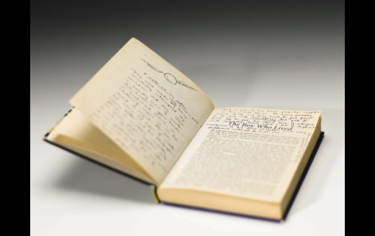 ''Harry Potter y la piedra filosofal'' de J.K.Rowlling, fue publicado en 1997. ARCHIVO /