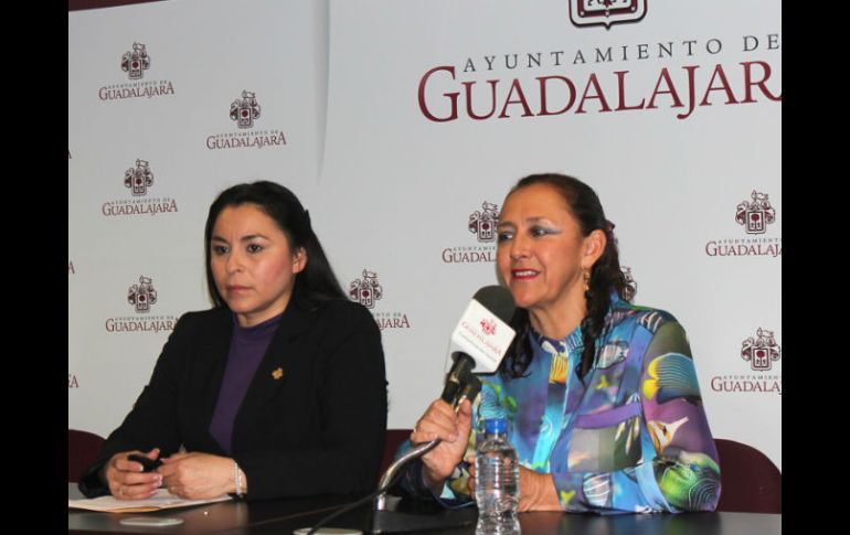 Señalan que el gasto se daría bajo la asesoría del Instituto Municipal de las Mujeres que dirige Rosa María Castillero Manzano (d). ESPECIAL /