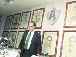 Eugenio Ruíz cumplió en su papel de político al frente del club, al orientar las tendencias internas hacia una venta del equipo .  /