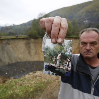Consterna a pobladores desaparición de laguna en Bosnia