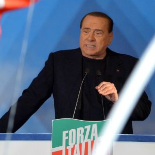Berlusconi desafía al Parlamento de cara a su expulsión
