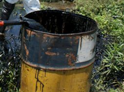 Nueve contenedores de diferentes tamaños fueron ubicados por la Fiscalía. ARCHIVO /