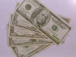 El dólar subió en cinco centavos a comparación de la jornada cambiaria anterior. ARCHIVO /