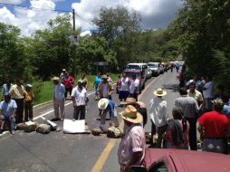 Ante la renuencia al diálogo de los más de tres mil campesinos, la zona fue resguardada por 600 elementos de la Policía Estatal. ARCHIVO /