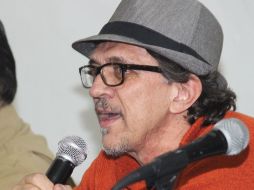 'De memoria. Crónicas' obra del locutor y músico Alfredo Sánchez Gutiérrez fue presentado en el Museo de la Ciudad.  /