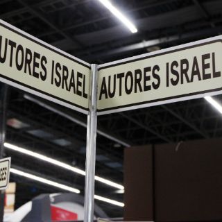 Inaugura UAM su stand en la FIL de Guadalajara