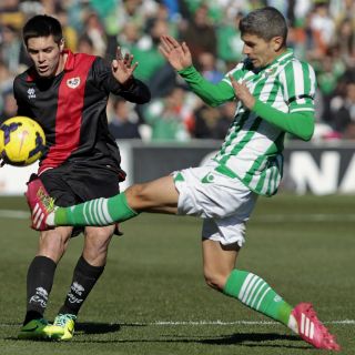 Nery vuelve a la actividad en empate del Rayo