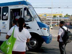 Los sujetos que se subieron al transporte público lograron escapar. ARCHIVO /