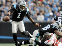 Cam Newton (1) ha mostrado un nivel de Jugador Más Valioso en la racha de victorias de Carolina. AP /