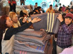 Invitan a las personas a entregar prendas y cobijas para que las personas de la zona norte del estado no sufran frío. ARCHIVO /