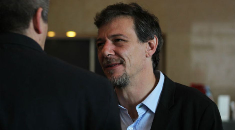 Enrigue se convirtió en el cuarto escritor mexicano en ganar el Premio Herralde de Novela. EFE /