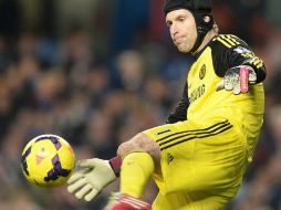 El cancerbero del Chelsea es considerado 'Top' en el futbol mundial. EFE /
