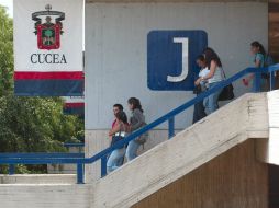 El mercado laboral actual requiere  personas capaces de tomar decisiones que generen valor económico y social. ARCHIVO /