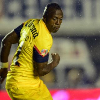 Familia de 'Chucho' Benítez recibe pago de seguro de vida