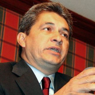 Ex funcionarios mexicanos, buscados en EU