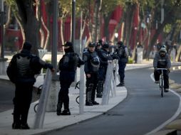 Los manifestantes se dirigen al Senado de la República que se encuentra fuertemente custodiado. ARCHIVO /