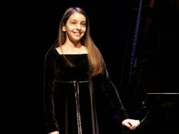 La joven pianista deleitó a cientos de personas en su presentación en la FIL. NTX /