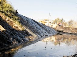 El reto que supone el tratamiento de aguas contaminadas con agentes tóxicos de diversos orígenes. ARCHIVO /