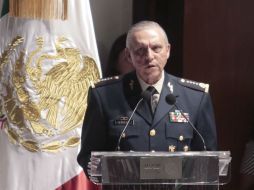 El titular de la Sedena, Salvador Cienfuegos, realiza los cambios. ARCHIVO /