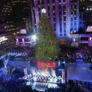 El Rockefeller Center se viste de luz